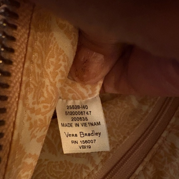 Vera Bradley Pink Sands Carry-All Quilted Leather Crossbody Handbag - Picture 4 of 12